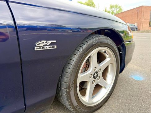 Used 1994 Ford Mustang GT RWD image 14