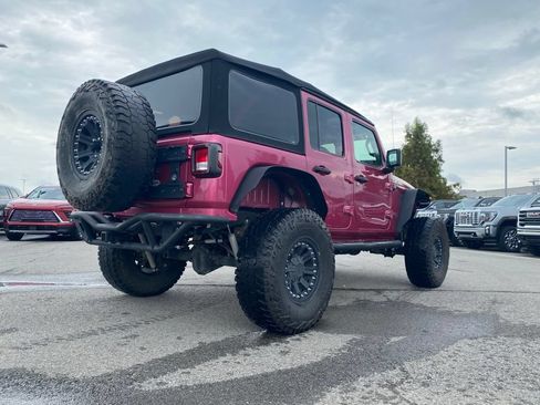 Used 2021 Jeep Wrangler Unlimited Rubicon AWD/4WD image 7