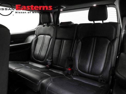 Used 2023 Jeep Wagoneer Series III w/ Preferred Equipment Group RWD image 31