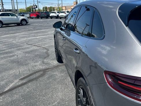 Used 2017 Porsche Macan GTS AWD/4WD image 9