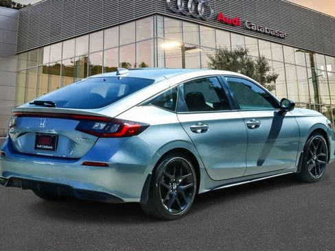 Used 2022 Honda Civic Sport image 4