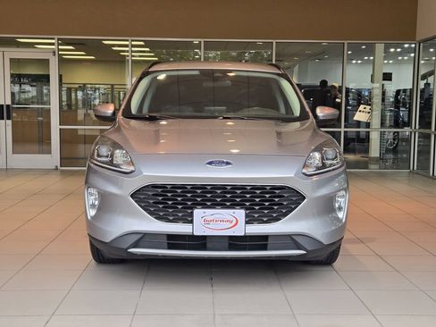 Used 2021 Ford Escape SEL w/ Technology Package FWD image 2