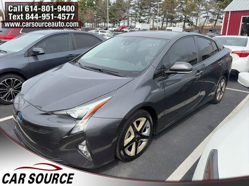 Used 2016 Toyota Prius Three Touring image 9