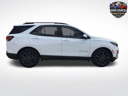 Used 2022 Chevrolet Equinox RS w/ RS Leather Package FWD image 8