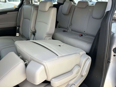 Used 2024 Honda Odyssey Touring image 10