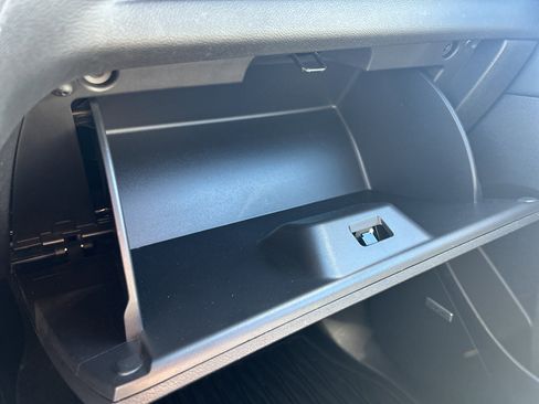 Used 2023 Chevrolet Bolt LT w/ Infotainment Package image 15