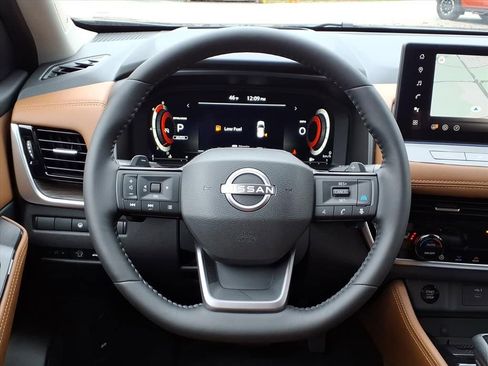 New 2026 Nissan Rogue Platinum w/ Platinum Premium Package image 12