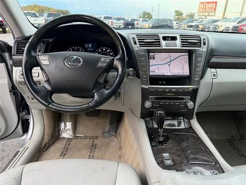 Used 2011 Lexus LS 460 AWD image 25