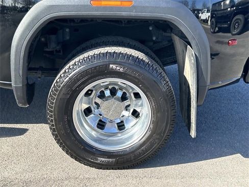 Used 2024 GMC Sierra 3500 Denali w/ Denali Reserve Package image 14