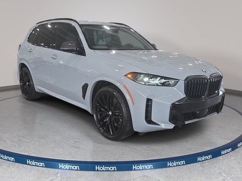 Used 2024 BMW X5 xDrive40i w/ Executive Package AWD/4WD image 3