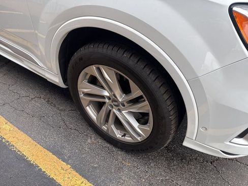 Used 2020 Audi Q7 3.0T Premium Plus w/ Premium Plus Package image 19