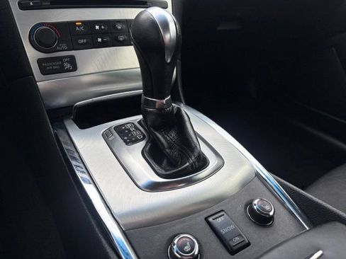Used 2014 INFINITI Q60 AWD Coupe w/ Premium Package image 31