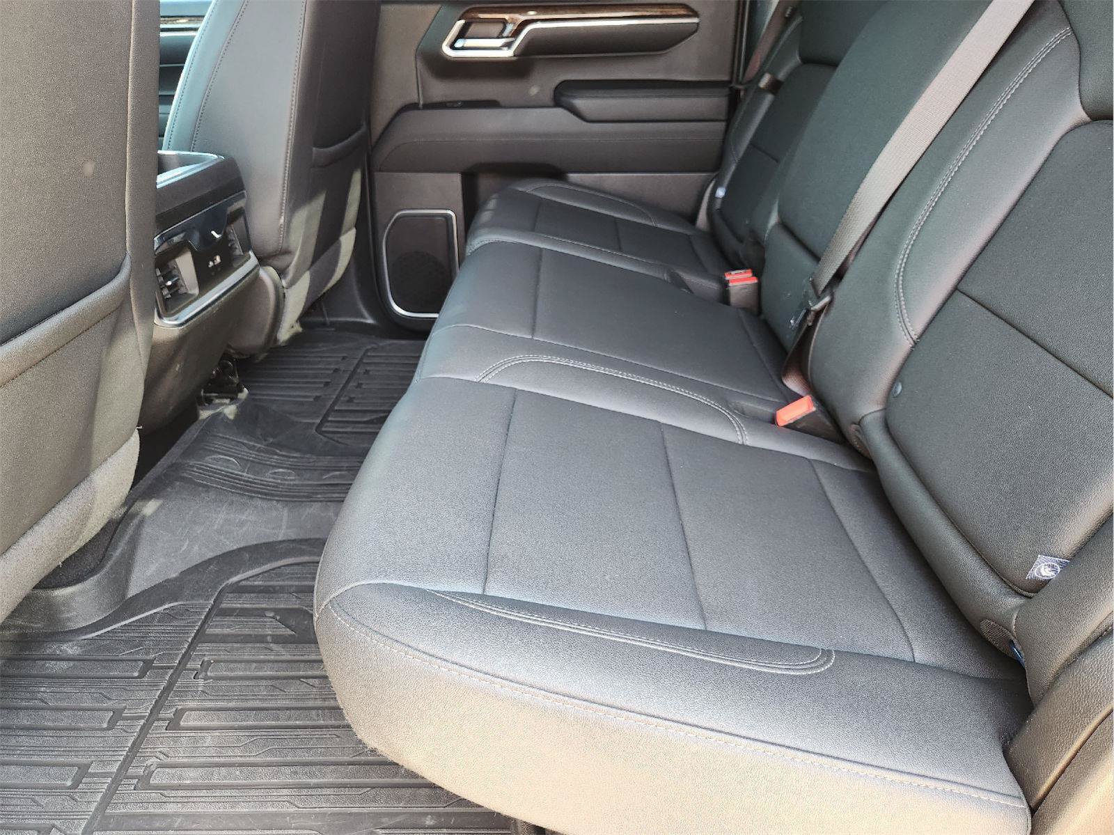 Used 2024 GMC Sierra 1500 Elevation w/ Elevation Premium Package AWD/4WD image 28