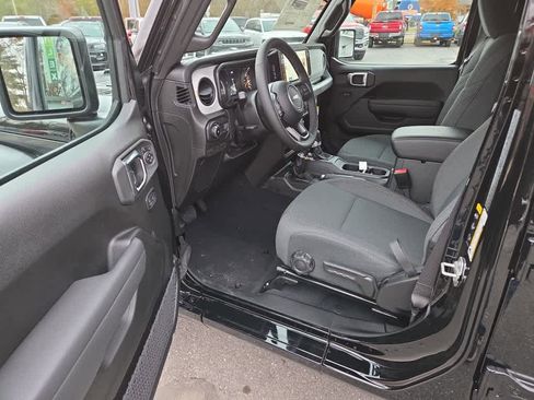 New 2026 Jeep Wrangler Sport S image 13