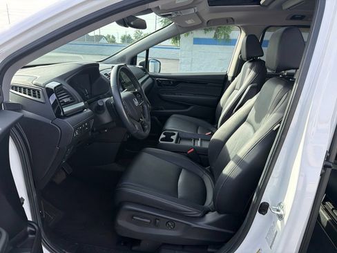 Used 2024 Honda Odyssey Touring image 19