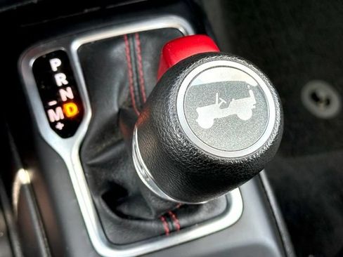 Used 2021 Jeep Wrangler Unlimited Rubicon AWD/4WD image 25