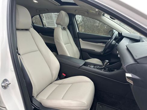 Used 2024 MAZDA MAZDA3 s image 22