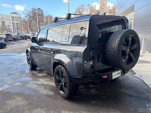 Used 2023 Land Rover Defender 110 X image 2