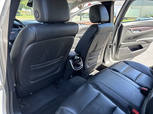 Used 2016 Cadillac XTS Luxury FWD image 28