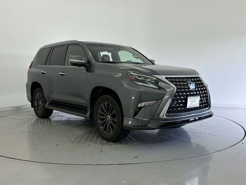 Used 2020 Lexus GX 460 Luxury w/ Luxury Sport Package AWD/4WD image 7