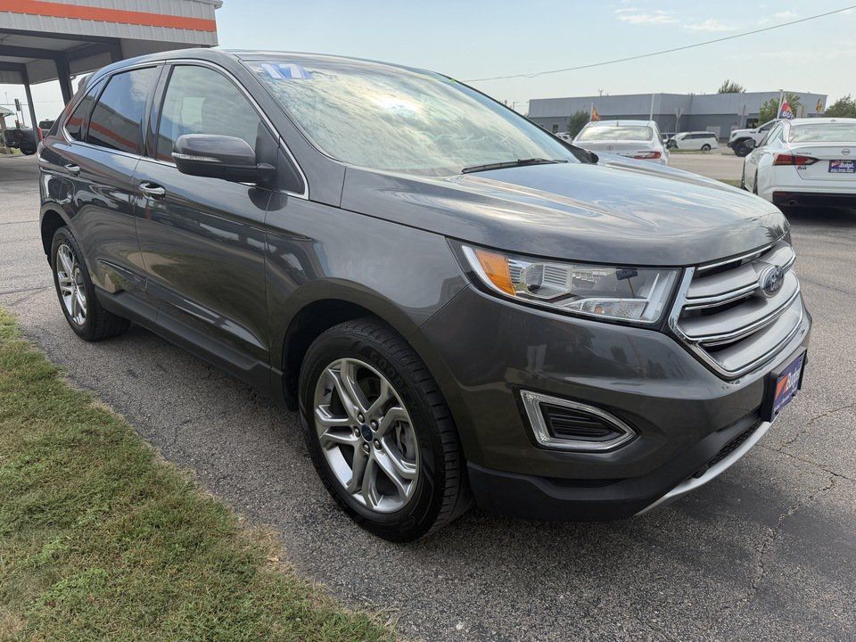 Used 2017 Ford Edge Titanium w/ Equipment Group 301A AWD/4WD image 7