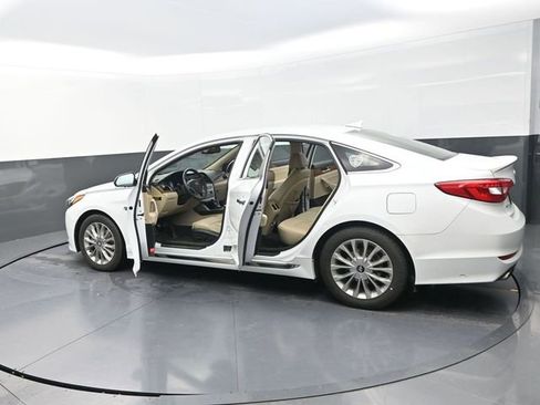 Used 2015 Hyundai Sonata Limited image 36