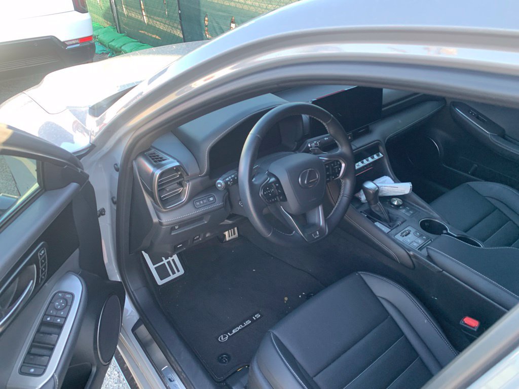 Used 2026 Lexus IS 350 F Sport RWD image 10