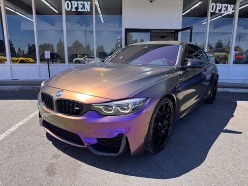 Used 2018 BMW M4 Coupe w/ Competition Package RWD image 1