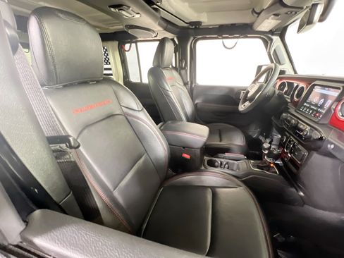 Used 2023 Jeep Wrangler Unlimited Rubicon w/ LED Lighting Group AWD/4WD image 26