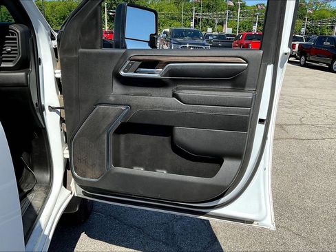 Used 2024 Chevrolet Silverado 3500 LT w/ Convenience Package AWD/4WD image 18