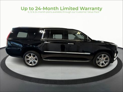 Used 2017 Cadillac Escalade ESV Luxury AWD/4WD image 8