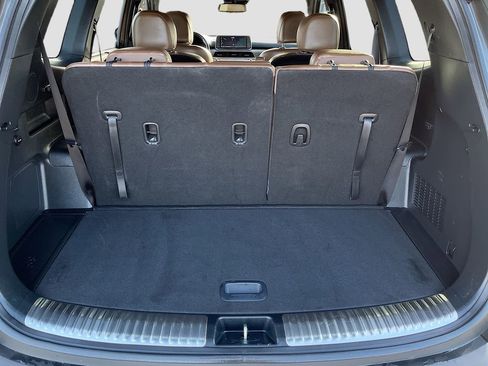 Used 2022 Kia Telluride SX w/ SX Prestige Package image 28