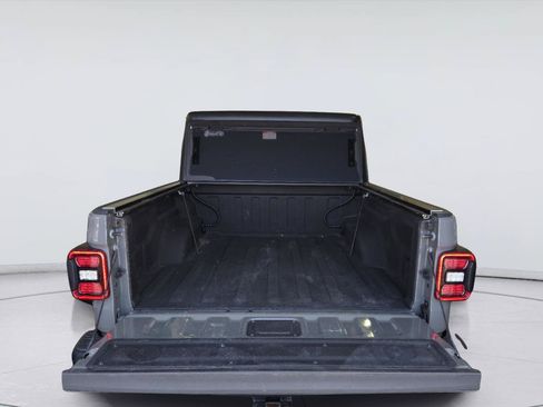 Used 2021 Jeep Gladiator Rubicon AWD/4WD image 25