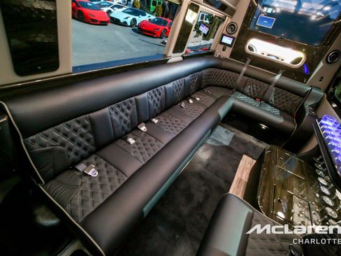 Used 2023 Mercedes-Benz Sprinter 3500 image 19