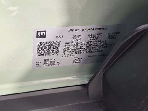 Used 2025 Chevrolet Trax ACTIV w/ Driver Confidence Package FWD image 40