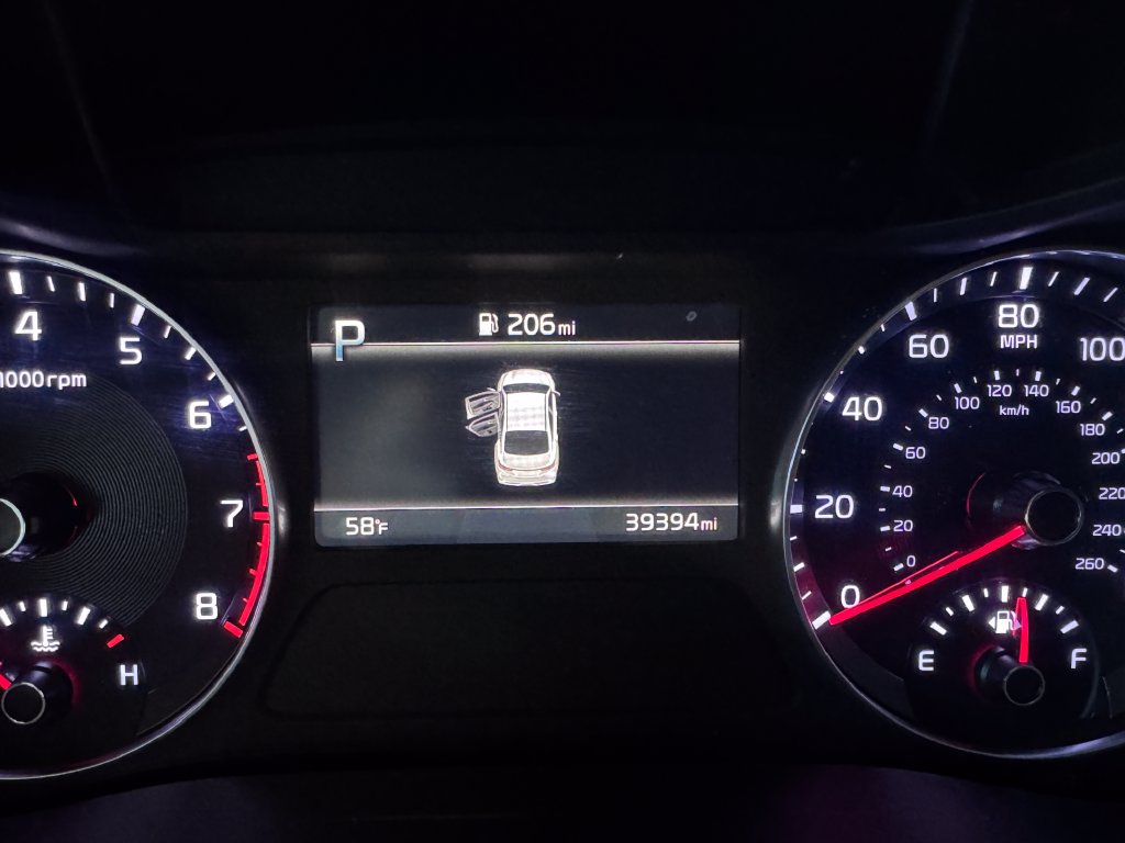 Used 2024 Kia Forte LXS w/ LXS Technology Package FWD image 16