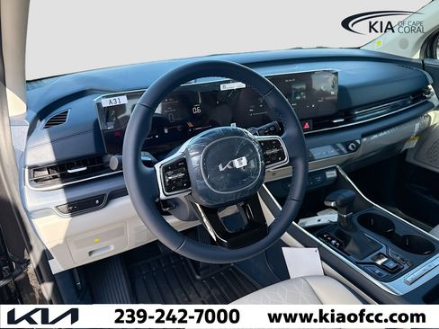 New 2026 Kia Carnival EX FWD image 25