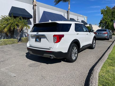 Used 2020 Ford Explorer Limited AWD/4WD image 5