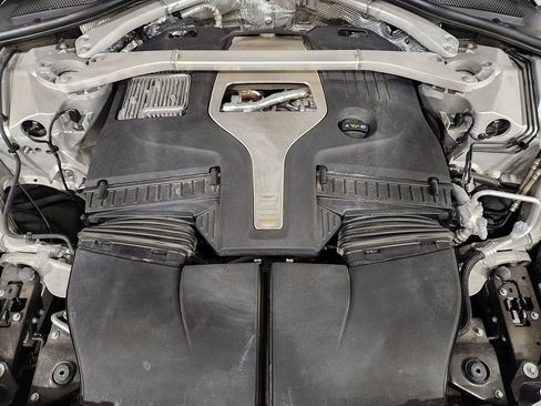 Used 2023 Aston Martin DBX image 49