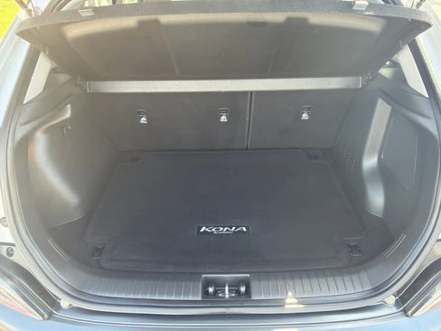 Used 2023 Hyundai Kona Limited AWD/4WD image 10