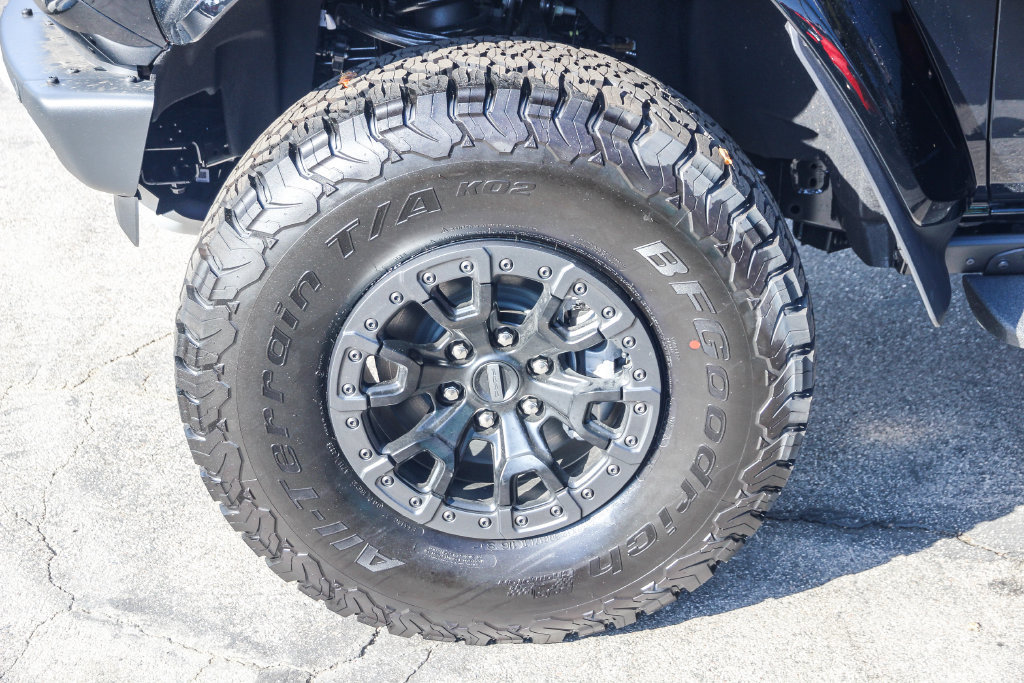 New 2026 Ford Bronco Raptor w/ Interior Carbon Fiber Pack AWD/4WD image 13
