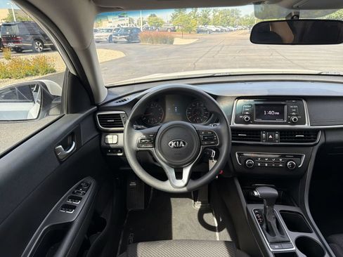 Used 2016 Kia Optima LX FWD image 15