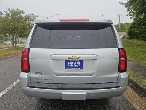 Used 2015 Chevrolet Suburban LT w/ Luxury Package AWD/4WD image 5