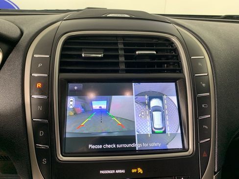 Used 2020 Lincoln Nautilus Reserve w/ Equipment Group 202A image 27