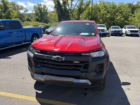 Used 2023 Chevrolet Colorado Trail Boss w/ Safety Package AWD/4WD image 2