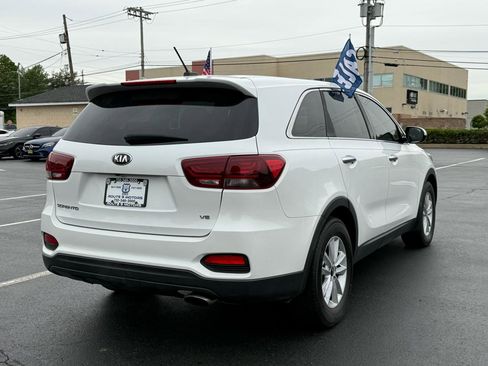 Used 2019 Kia Sorento FWD V6 image 6