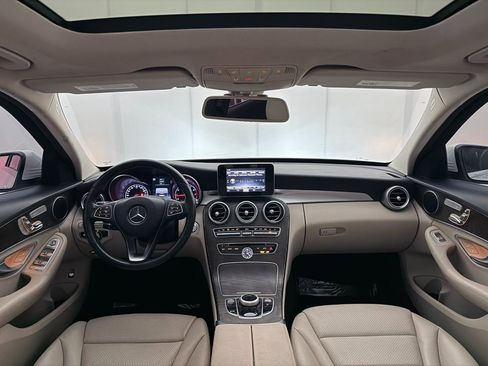 Used 2018 Mercedes-Benz C 300 4MATIC Sedan image 28