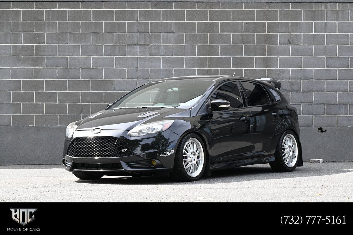 Used 2014 Ford Focus ST w/ Equipment Group 202A FWD image 1