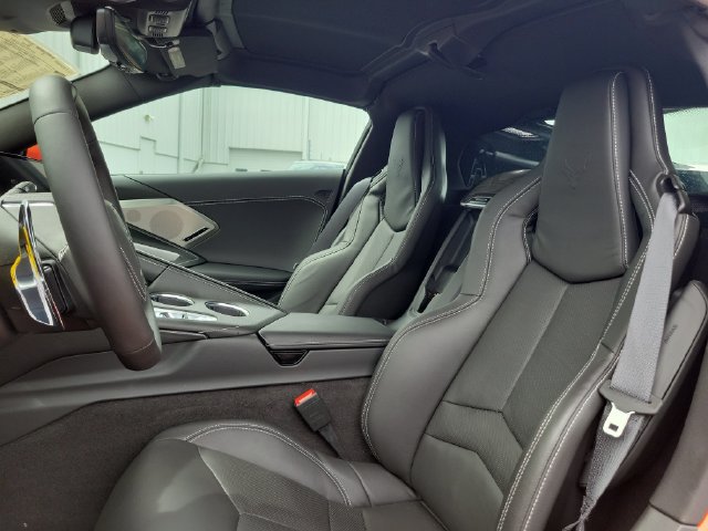 New 2026 Chevrolet Corvette Stingray Preferred Cpe w/ Z51 Performance Package RWD image 17