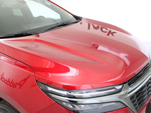 Used 2023 Chevrolet Equinox RS image 11